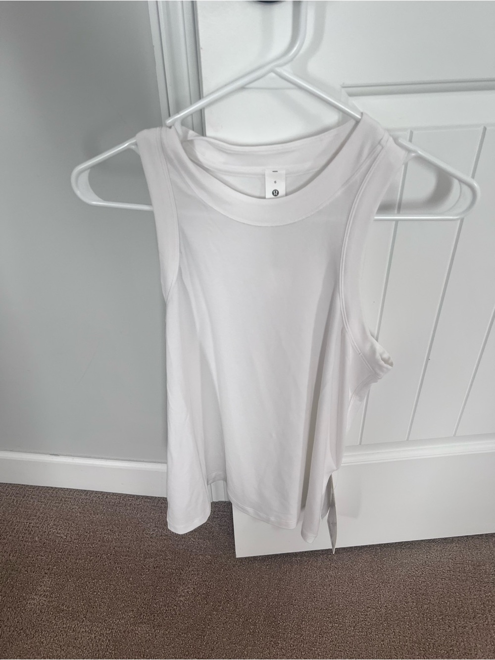 Lululemon White Jersey training Tank Top size 6 NWT